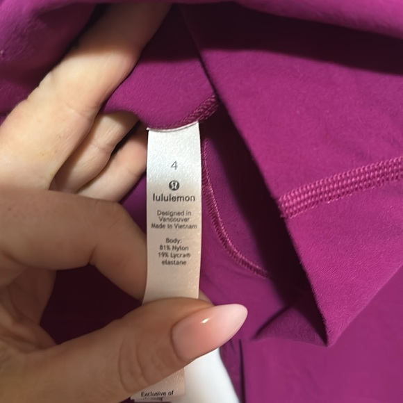 LULULEMON HIGH RISE ALIGN 28” -rare colour - Picture 4 of 4